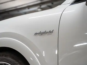 Cayenne E-Hybrid Soft-Close BOSE  Sport Chrono