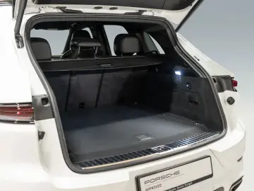 Cayenne E-Hybrid Soft-Close BOSE  Sport Chrono