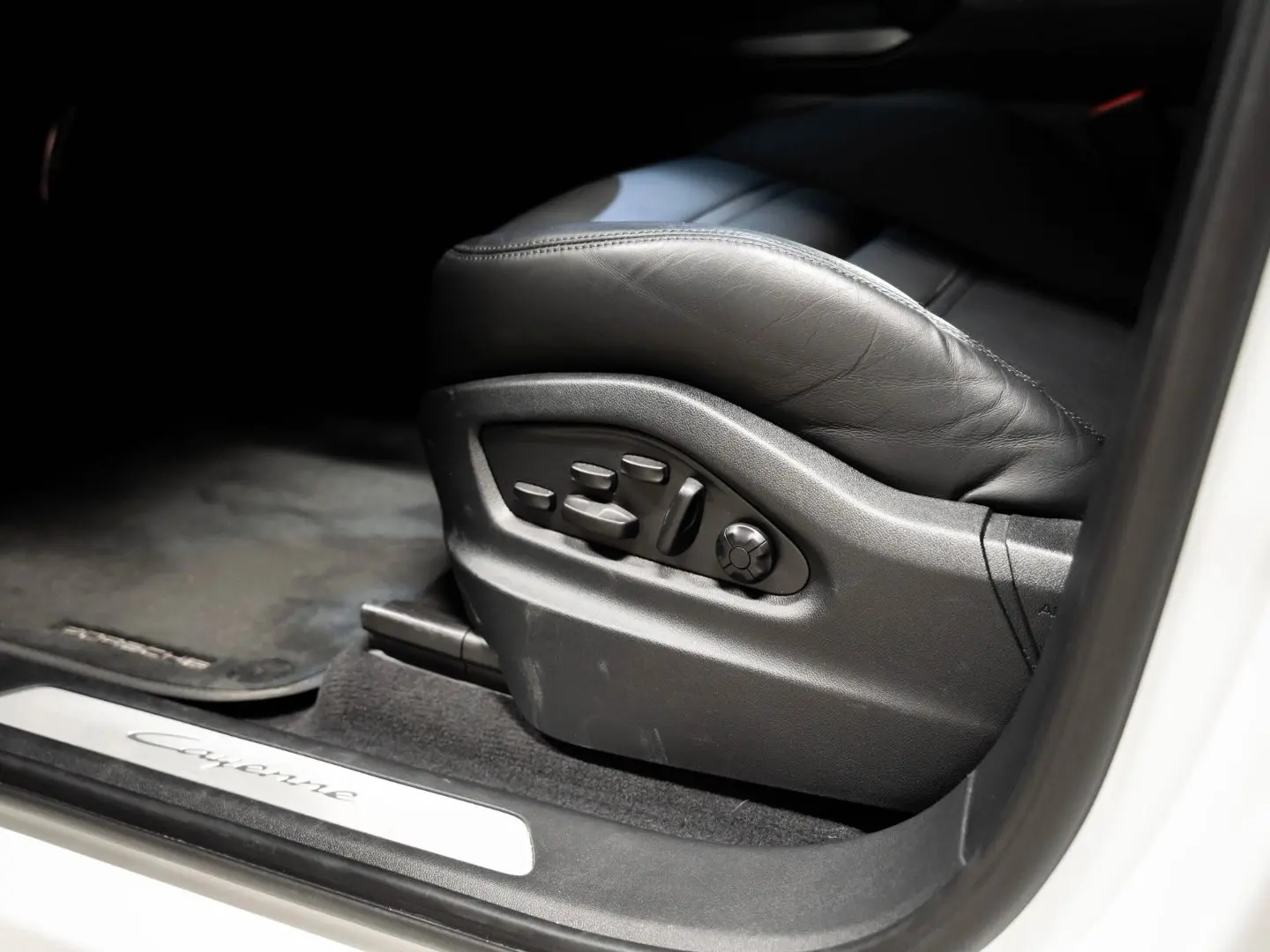 Cayenne E-Hybrid Soft-Close BOSE  Sport Chrono