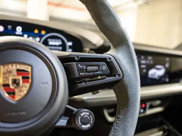 Cayenne E-Hybrid Soft-Close BOSE  Sport Chrono