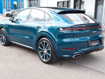 Cayenne Coupe E-Hybrid StandHz_Pano_360 _AHK_21