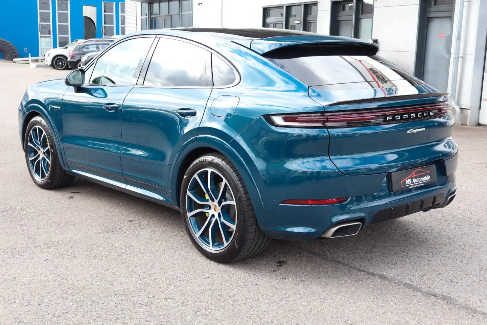 Cayenne Coupe E-Hybrid StandHz_Pano_360 _AHK_21