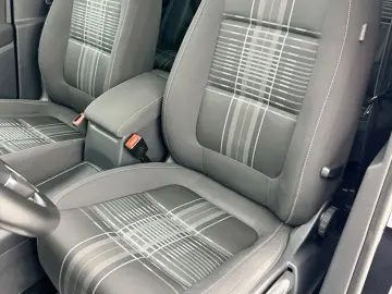 VOLKSWAGEN TIGUAN 2016 2.0D E6 4X4 Garantie 12 Luni Rate Ava