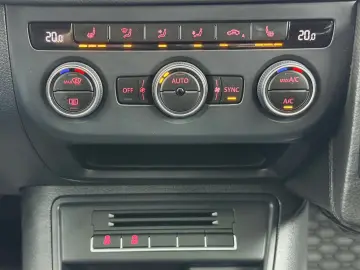 VOLKSWAGEN TIGUAN 2016 2.0D E6 4X4 Garantie 12 Luni Rate Ava