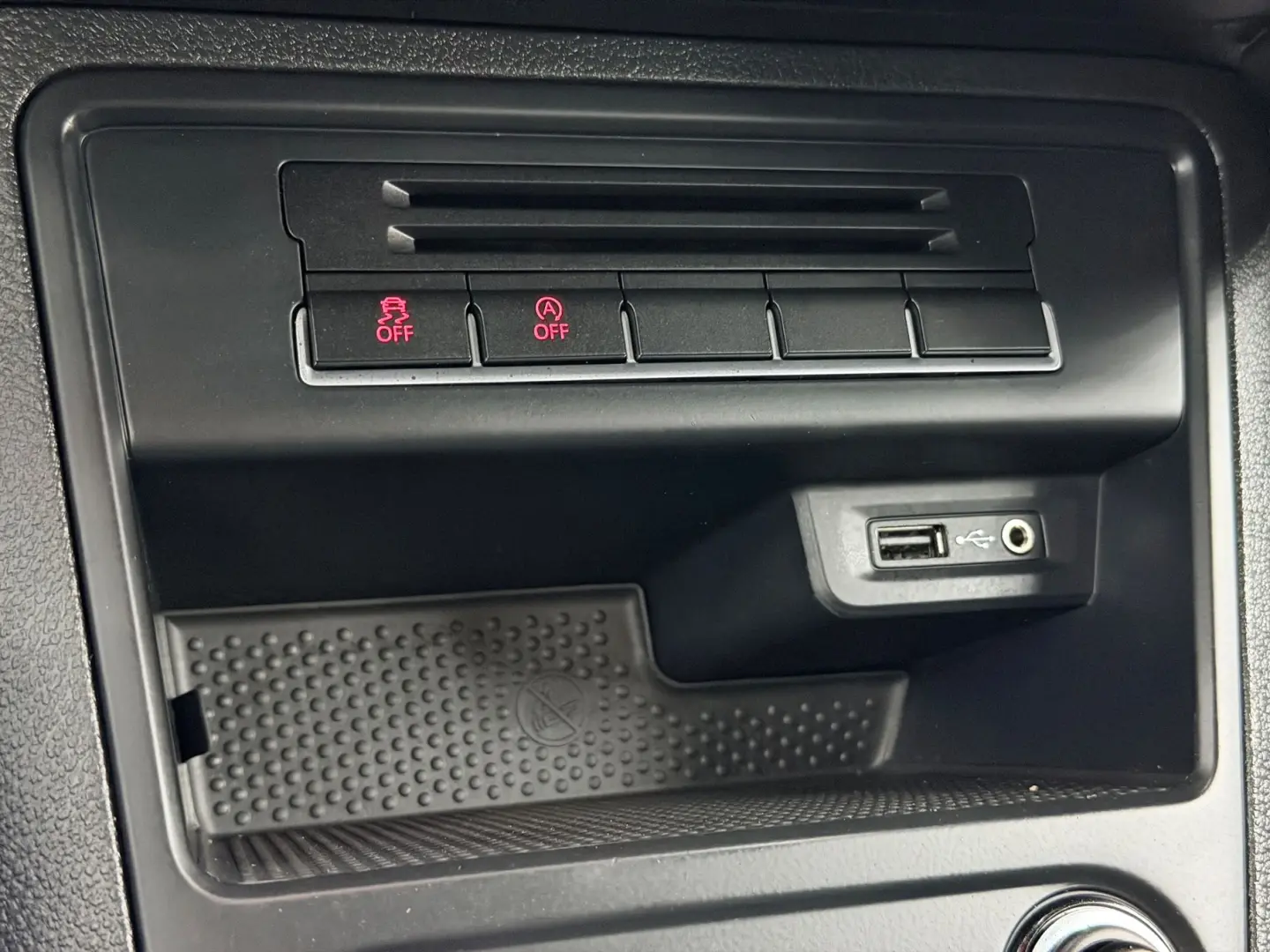 VOLKSWAGEN TIGUAN 2016 2.0D E6 4X4 Garantie 12 Luni Rate Ava