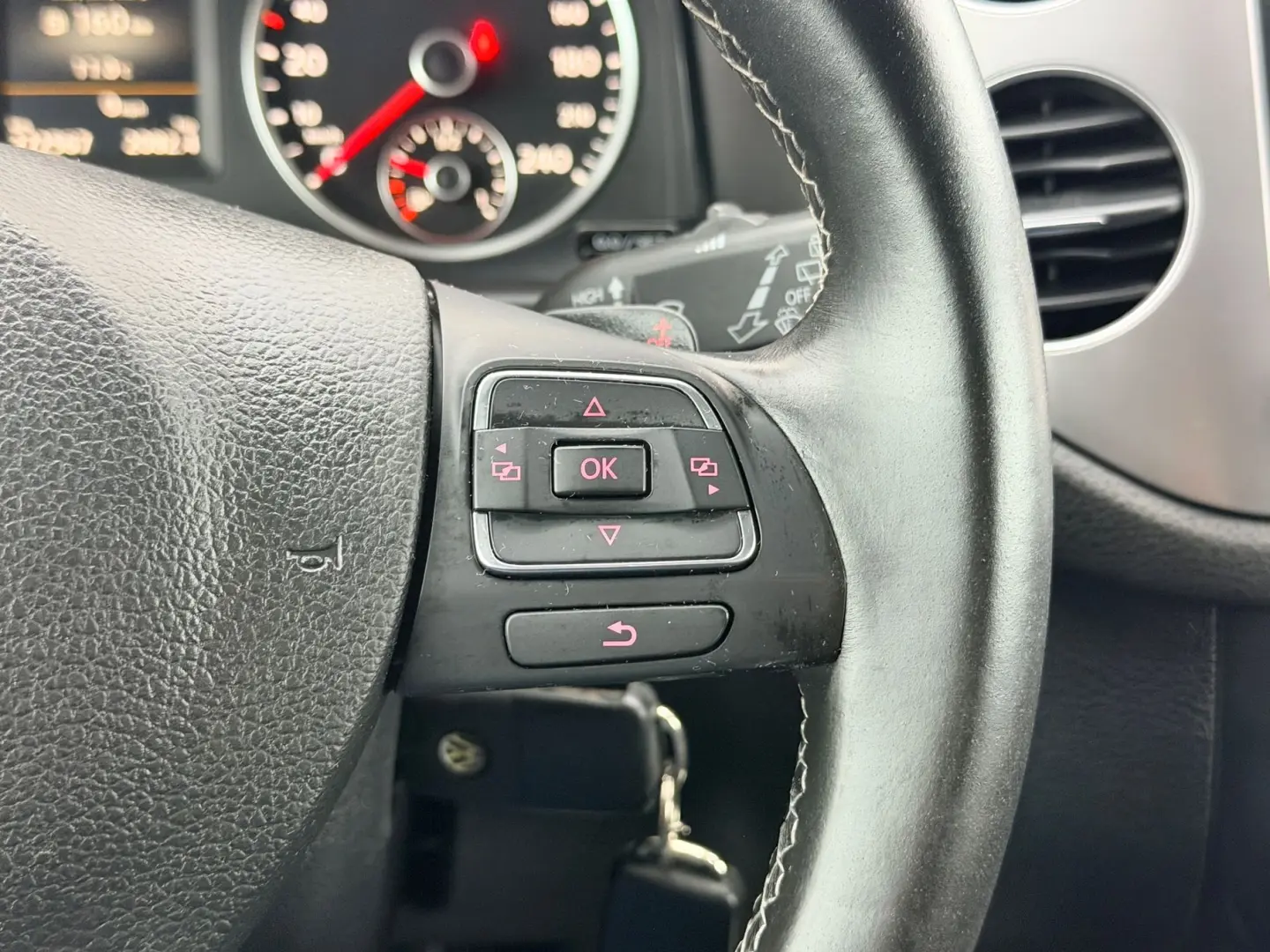 VOLKSWAGEN TIGUAN 2016 2.0D E6 4X4 Garantie 12 Luni Rate Ava