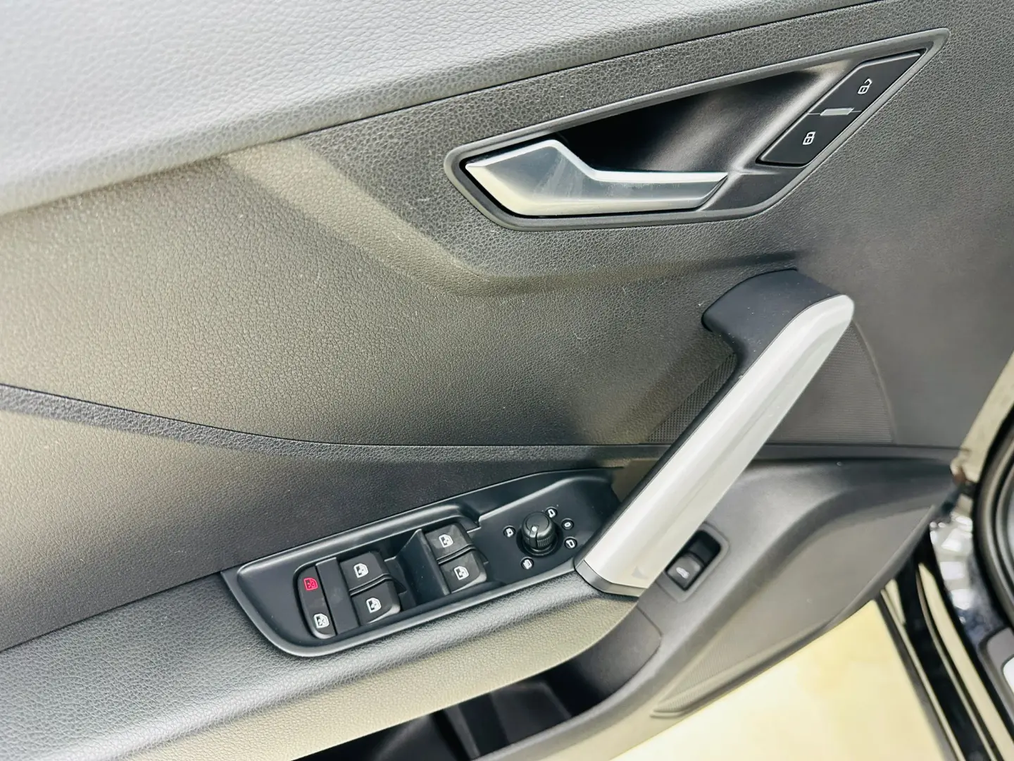 AUDI Q2 2020 1.6D E6 GARANTIE Rate Avans 0 Doar Cu Buletinul