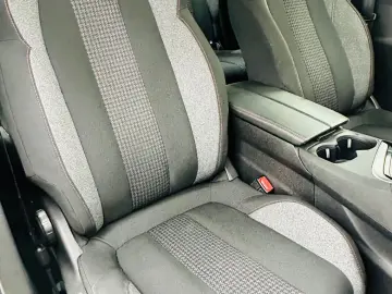 PEUGEOT 5008 2019 1.2I E6 GARANTIE 12 LUNI Rate Avans 0 Doar