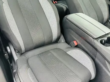 PEUGEOT 5008 2019 1.2I E6 GARANTIE 12 LUNI Rate Avans 0 Doar