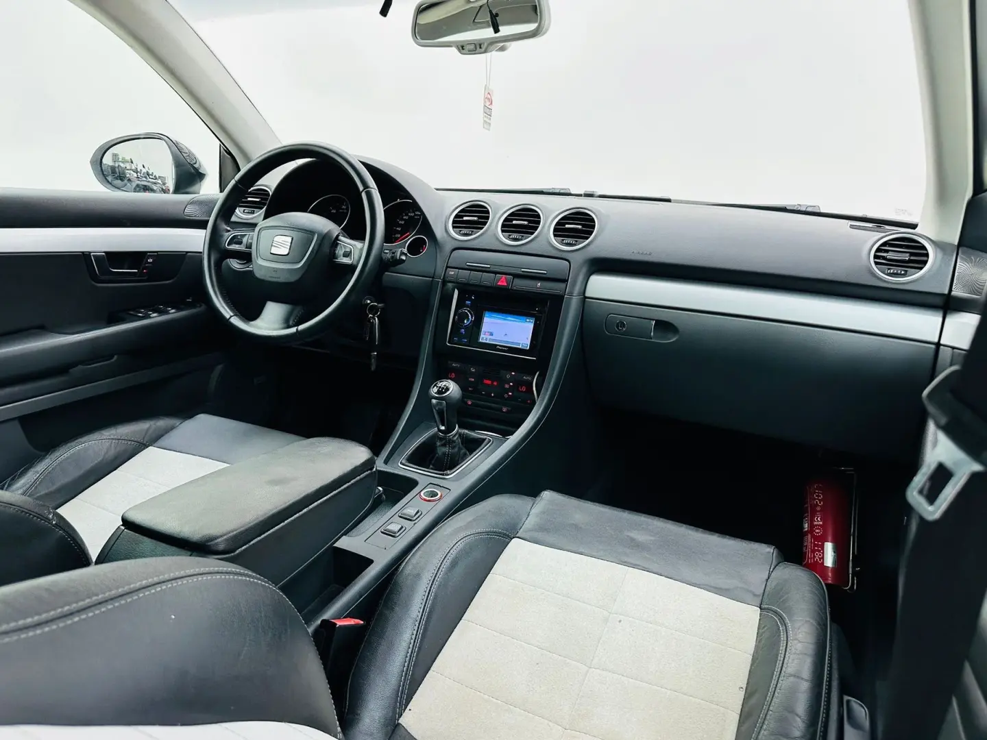 SEAT EXEO 2012 2.0D E5 GARANTIE 12 LUNI Rate Avans 0 Doar cu