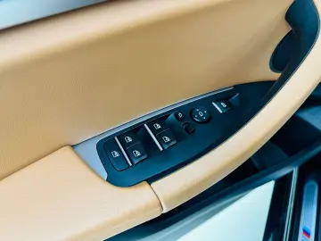 BMW X3 2023 2.0D E6 GARANTIE 12 LUNI Rate Avans 0 Doar cu Bu