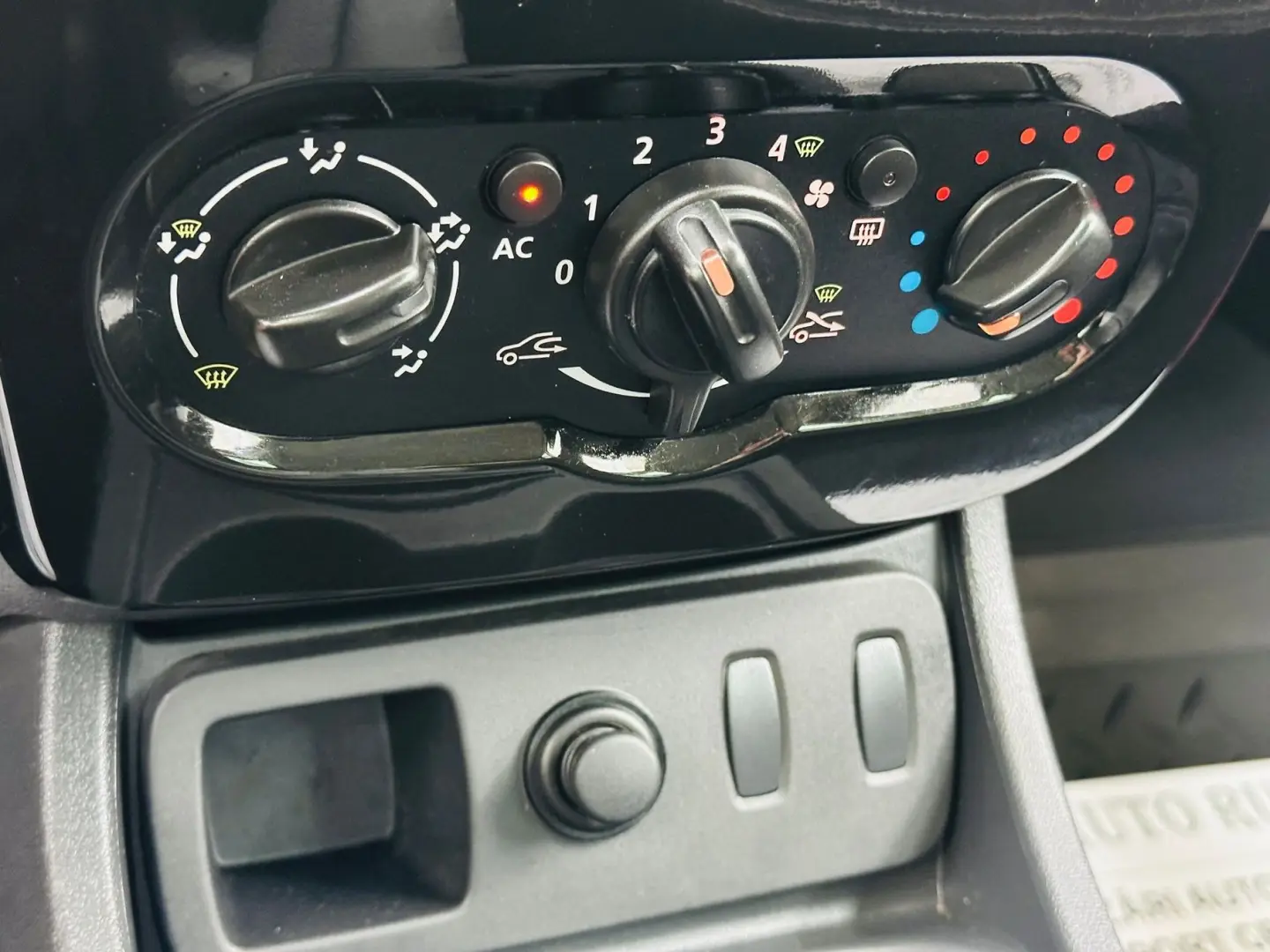 DACIA DUSTER 2013 1.6I E5 GARANTIE 12 LUNI Rate Avans 0 Doar