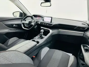 PEUGEOT 3008 2017 1.2I E6 GARANTIE 12 LUNI Rate Avans 0 Doar