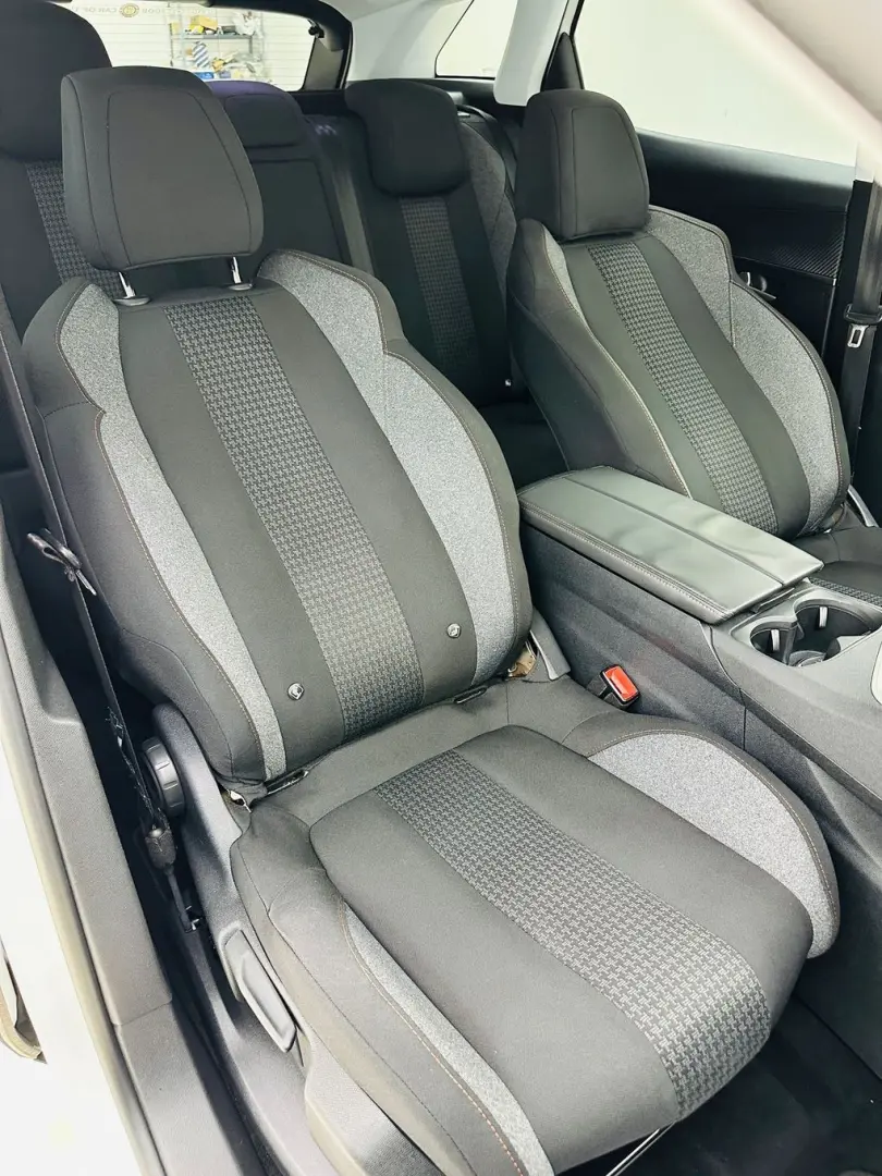 PEUGEOT 3008 2017 1.2I E6 GARANTIE 12 LUNI Rate Avans 0 Doar