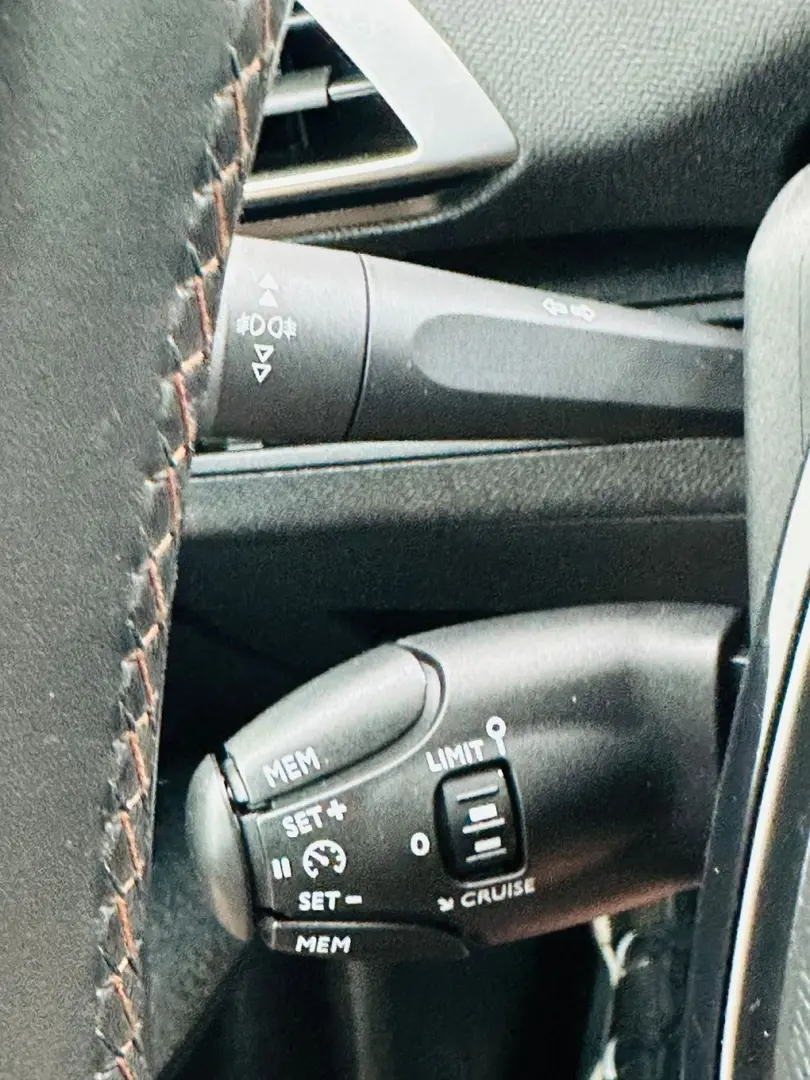 PEUGEOT 3008 2017 1.2I E6 GARANTIE 12 LUNI Rate Avans 0 Doar