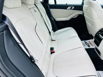 BMW X6 2024 3.0D E6 GARANTIE 12 LUNI Rate Avans 0 Doar cu Bu