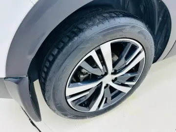 PEUGEOT 3008 2017 1.2I E6 GARANTIE 12 LUNI Rate Avans 0 Doar