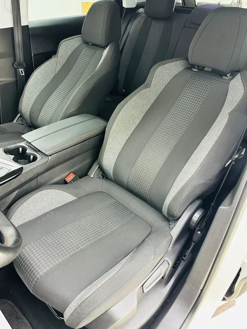 PEUGEOT 3008 2017 1.2I E6 GARANTIE 12 LUNI Rate Avans 0 Doar