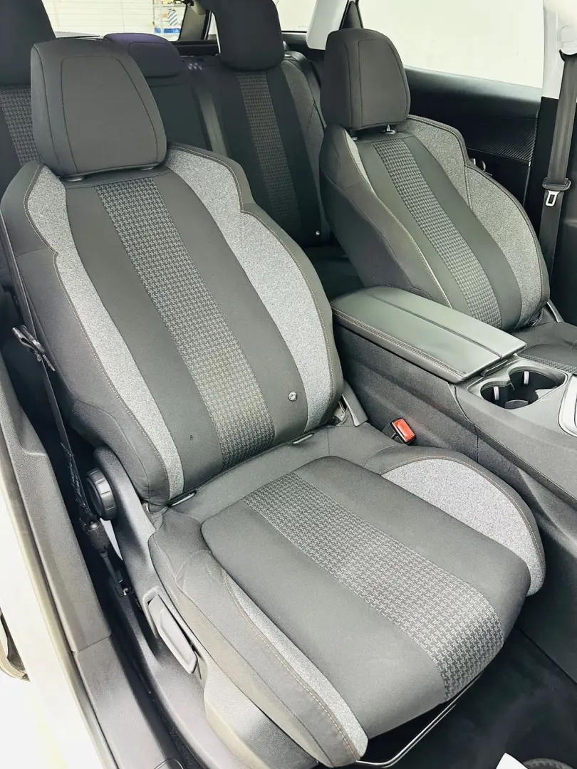 PEUGEOT 3008 2017 1.2I E6 GARANTIE 12 LUNI Rate Avans 0 Doar