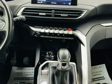 PEUGEOT 3008 2017 1.2I E6 GARANTIE 12 LUNI Rate Avans 0 Doar