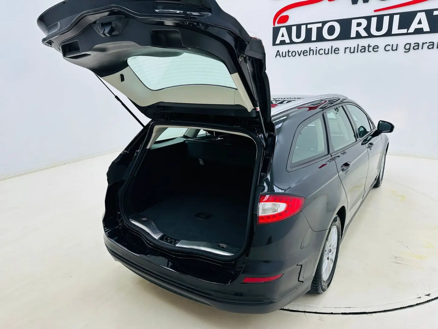 FORD MONDEO 2015 2.0D E6 RATE Avans 0 Doar Cu Buletinul