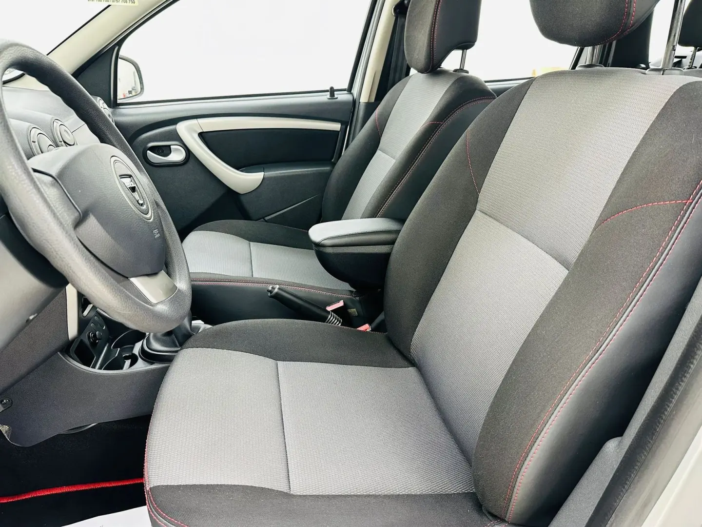 DACIA DUSTER 2013 1.6i E5 RATE Avans 0 Doar Cu Buletinul