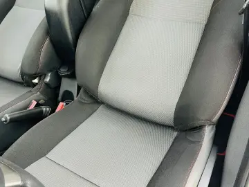 DACIA DUSTER 2013 1.6i E5 RATE Avans 0 Doar Cu Buletinul