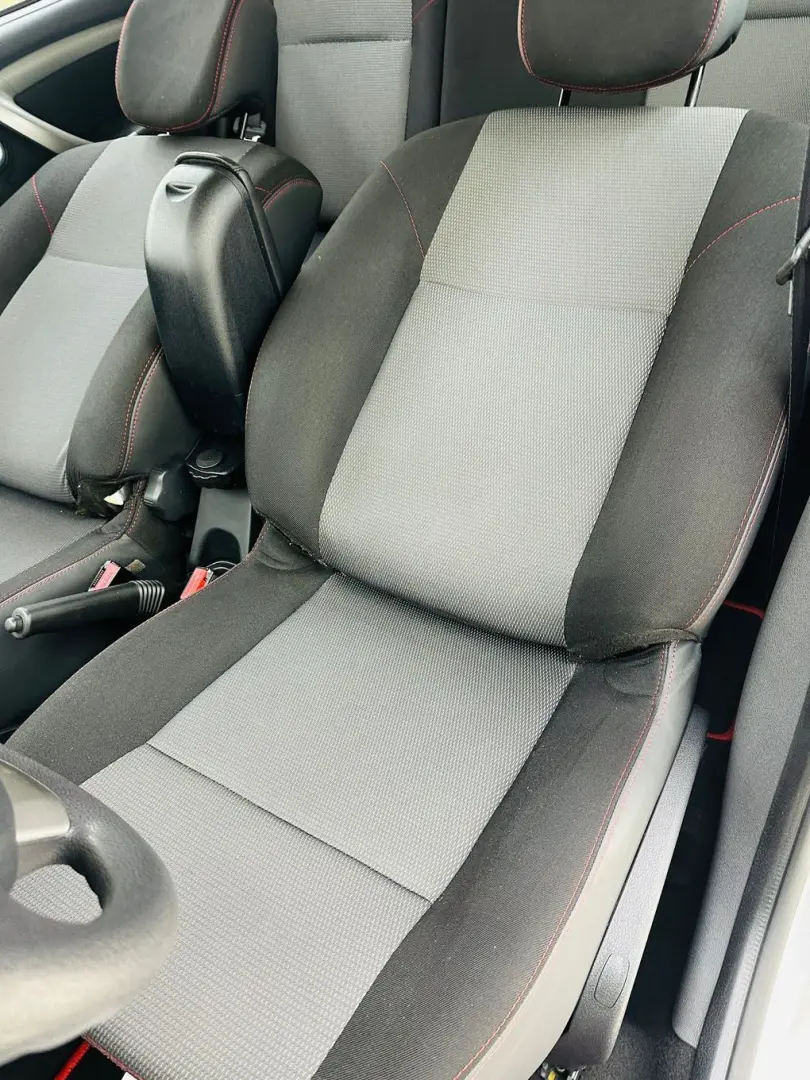 DACIA DUSTER 2013 1.6i E5 RATE Avans 0 Doar Cu Buletinul