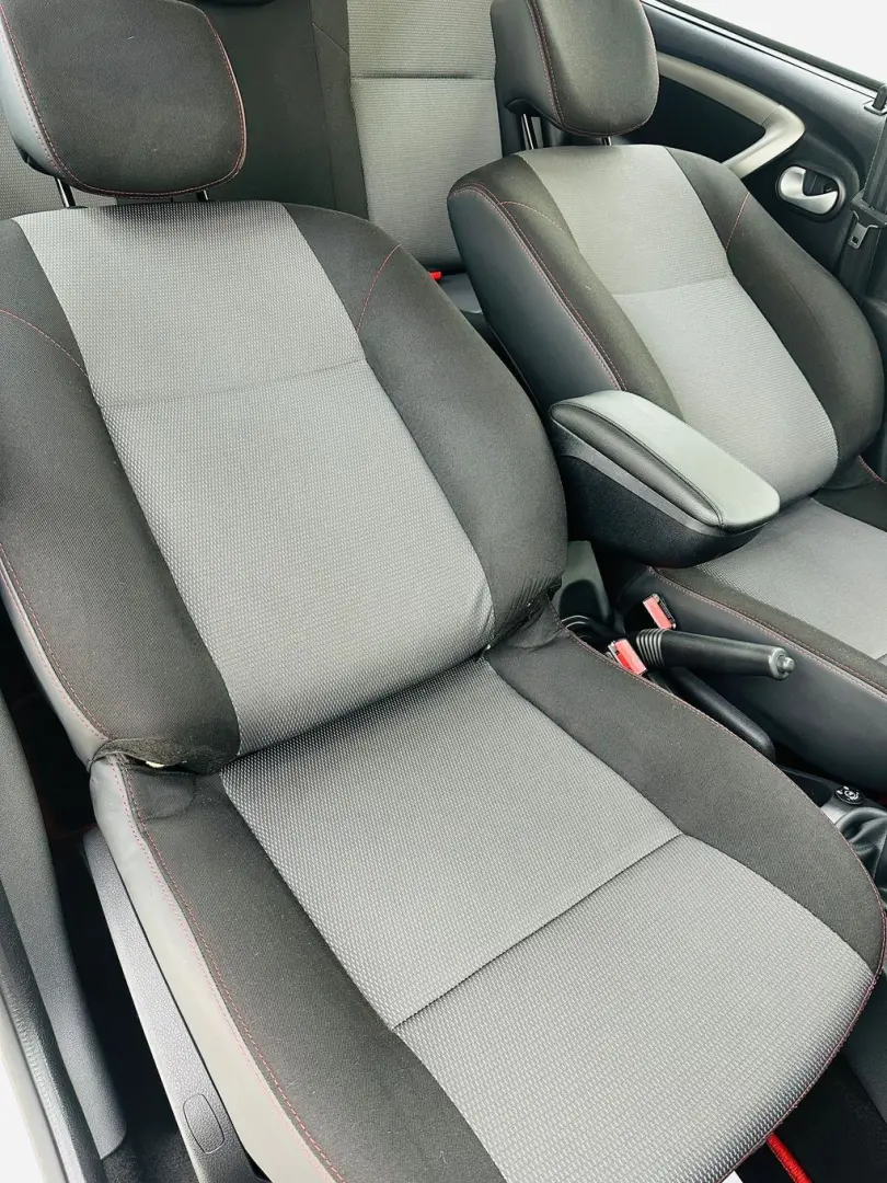 DACIA DUSTER 2013 1.6i E5 RATE Avans 0 Doar Cu Buletinul