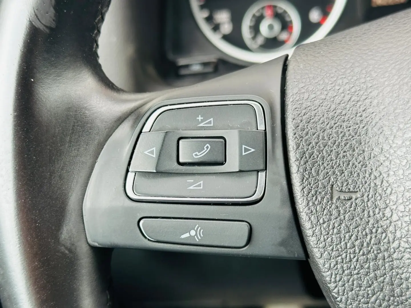 VOLKSWAGEN TIGUAN 2012 2.0D E5 GARANTIE 12 LUNI Rate Avans 0