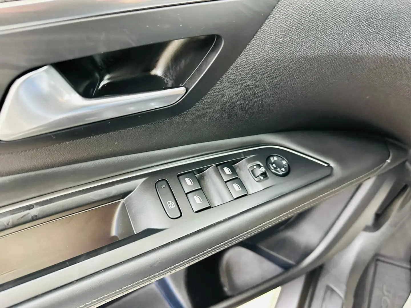 PEUGEOT 3008 2017 1.2i E6 Garantie 12 Luni  Rate Avans 0 Doa