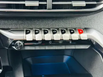 PEUGEOT 3008 2017 1.2i E6 Garantie 12 Luni  Rate Avans 0 Doa