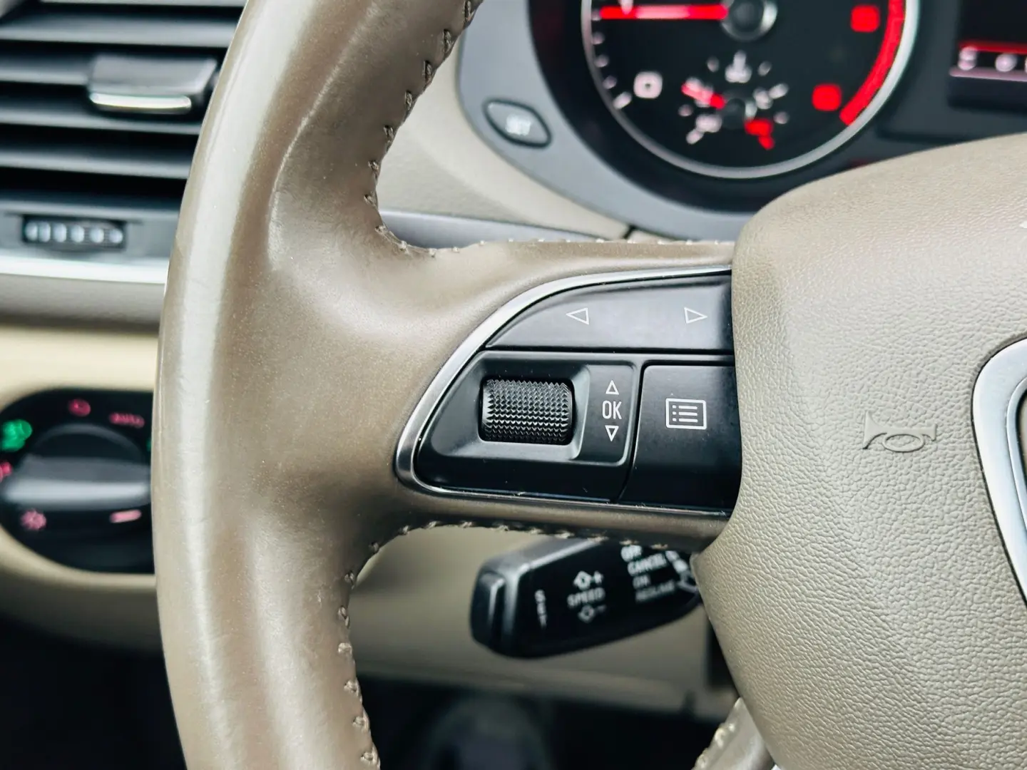 AUDI Q3 2013 2.0D E5 Garantie 12 Luni Rate Avans 0 Doar Cu B