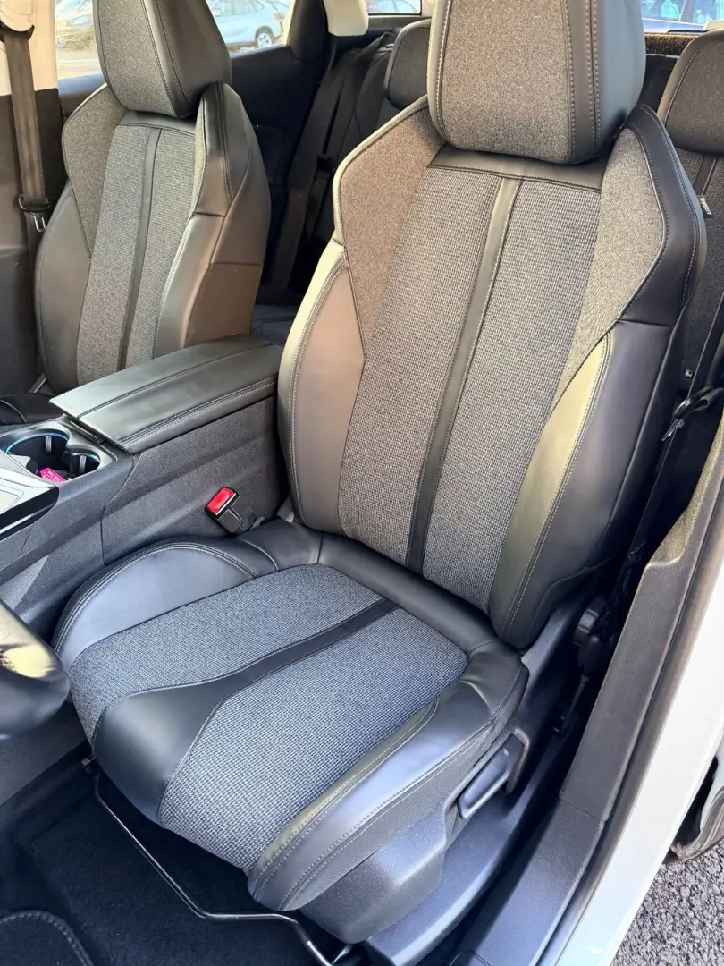 PEUGEOT 3008 2017 1.6D E6 Garantie 12 Luni Rate avans 0 Doar