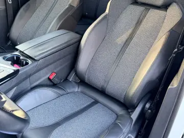 PEUGEOT 3008 2017 1.6D E6 Garantie 12 Luni Rate avans 0 Doar