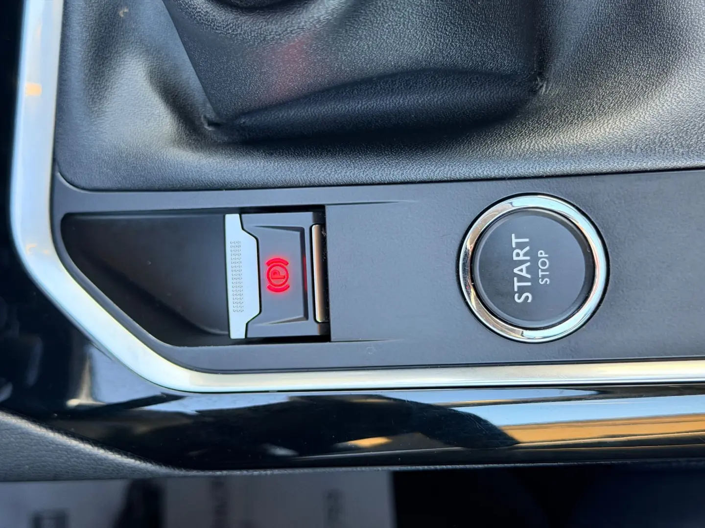 PEUGEOT 3008 2017 1.6D E6 Garantie 12 Luni Rate avans 0 Doar