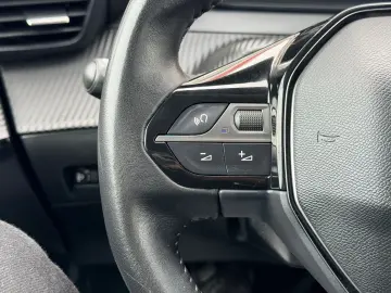 PEUGEOT 208 2021 1.5D E6 Garantie 12  Luni Rate Avans 0 Doar