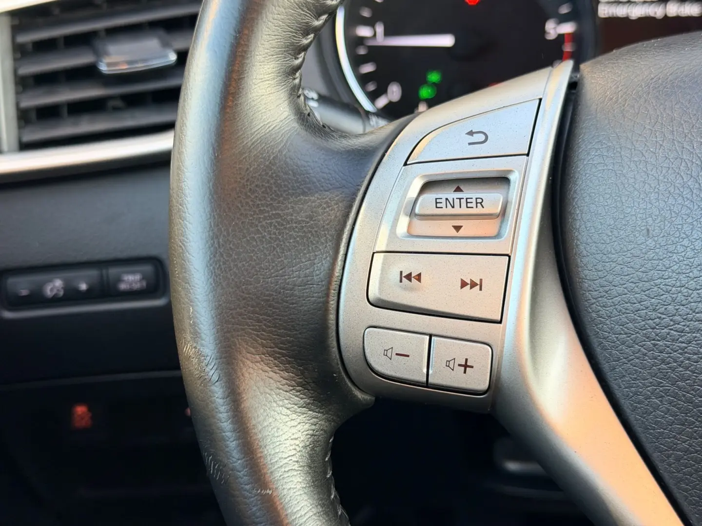 NISSAN X-TRAIL 2015 1.6D E6 Garantie 12 Luni Rate Avans 0 Do