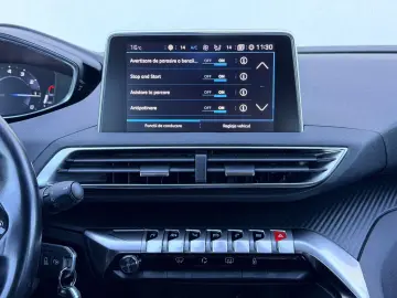 PEUGEOT 3008 2018 1.2i E6 Garantie 12  Luni Rate Avans 0 Doa