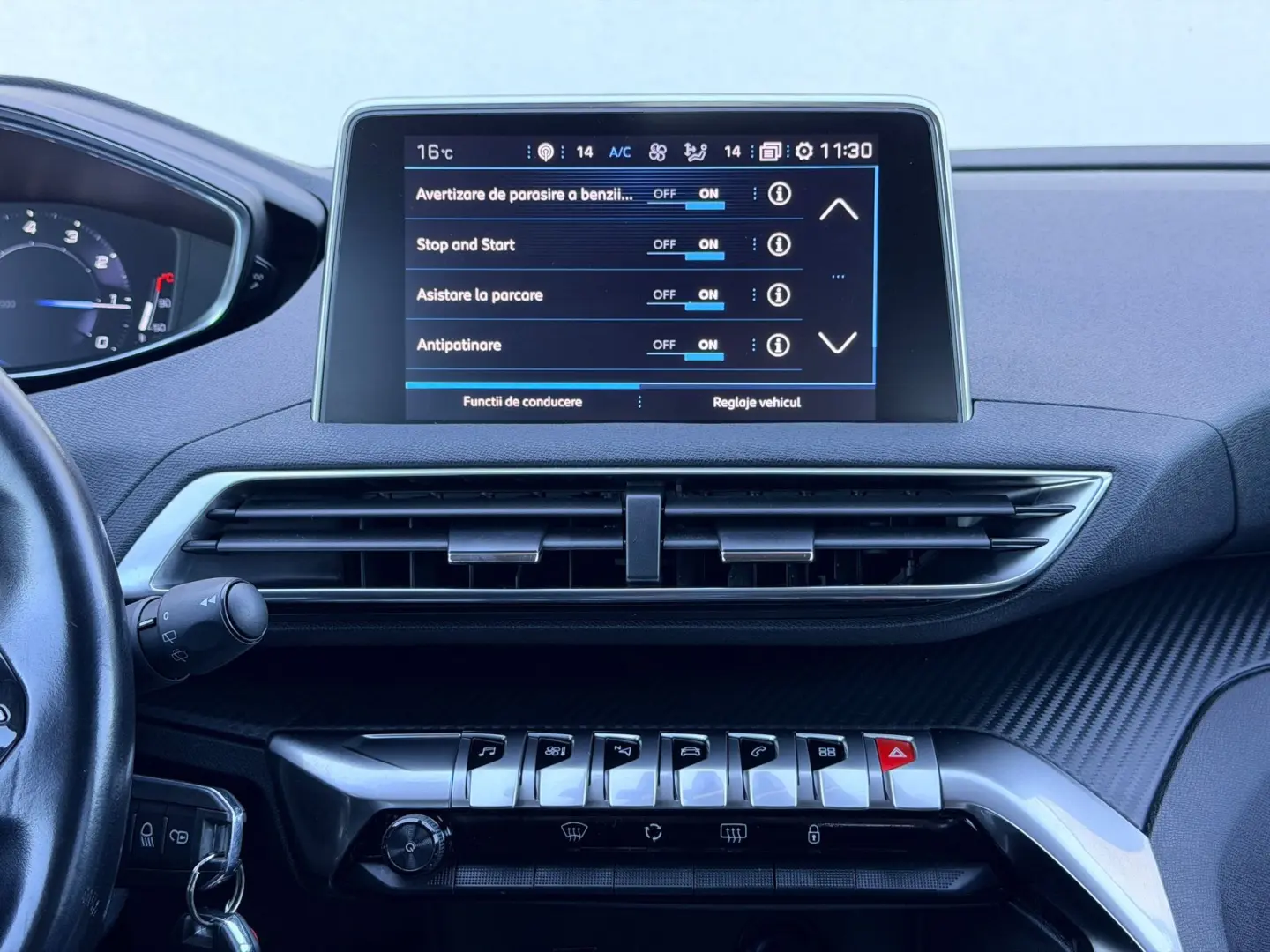 PEUGEOT 3008 2018 1.2i E6 Garantie 12  Luni Rate Avans 0 Doa