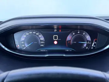 PEUGEOT 3008 2018 1.2i E6 Garantie 12  Luni Rate Avans 0 Doa