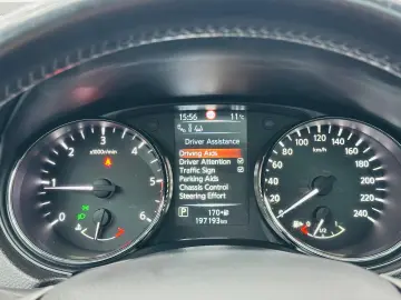 NISSAN Qashqai Nissan Qashqai 1.6 DCI AUTOMAT