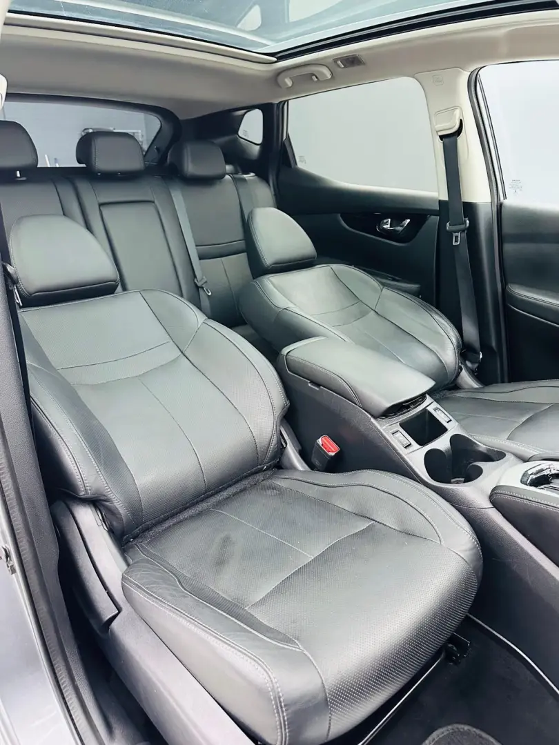 NISSAN Qashqai Nissan Qashqai 1.6 DCI AUTOMAT