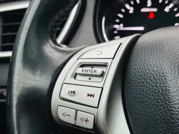 NISSAN Qashqai Nissan Qashqai 1.6 DCI AUTOMAT