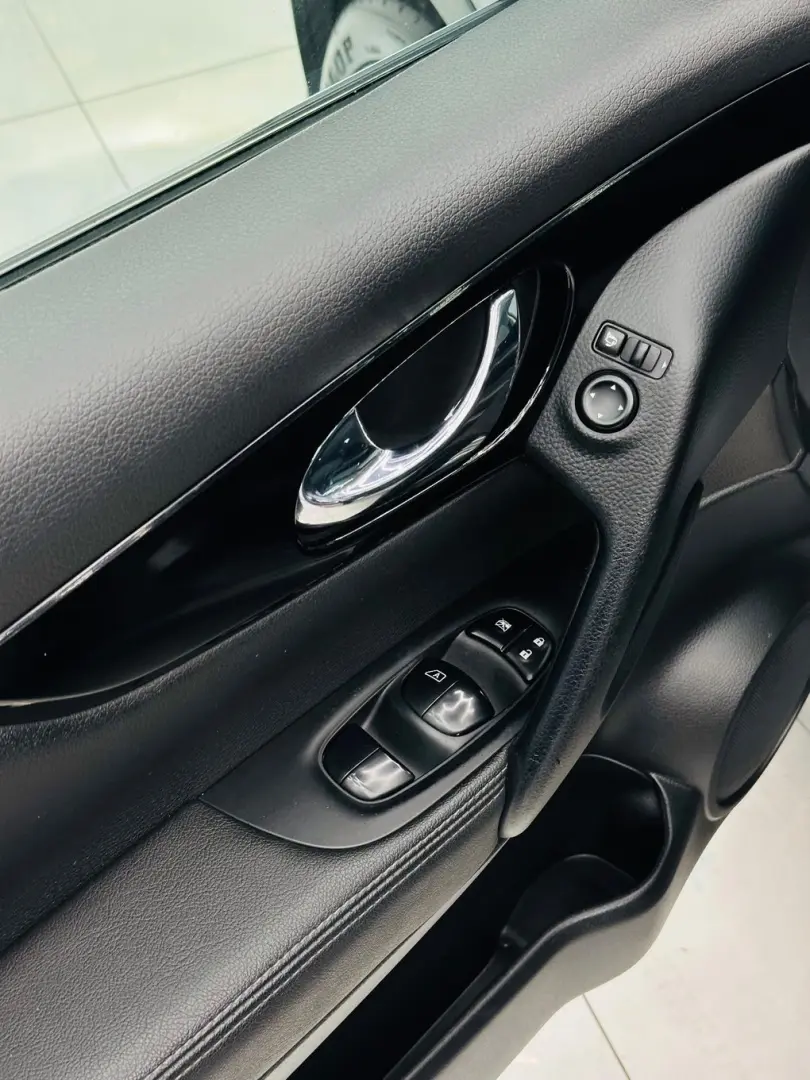 NISSAN Qashqai Nissan Qashqai 1.6 DCI AUTOMAT