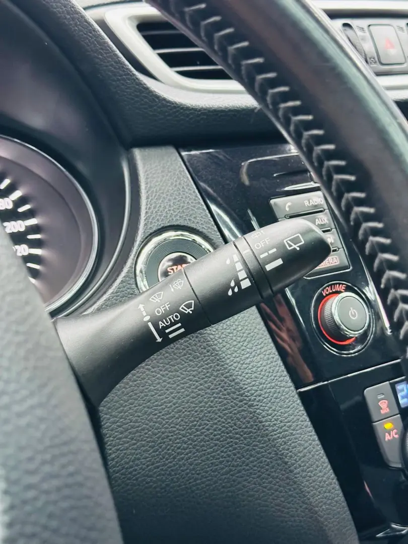 NISSAN Qashqai Nissan Qashqai 1.6 DCI AUTOMAT