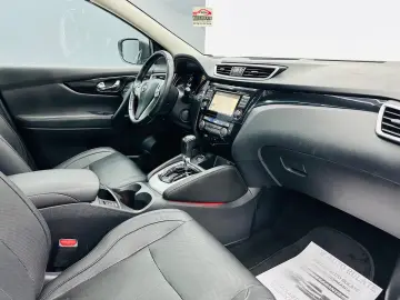 NISSAN Qashqai Nissan Qashqai 1.6 DCI AUTOMAT