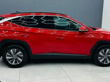 HYUNDAI TUCSON Hyundai Tucson