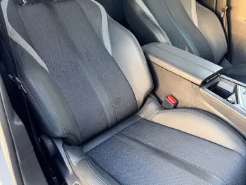 PEUGEOT 308 2022 1.2i E6 Garantie 12 Luni Rate Avans 0 Doar