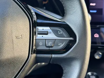 PEUGEOT 308 2022 1.2i E6 Garantie 12 Luni Rate Avans 0 Doar